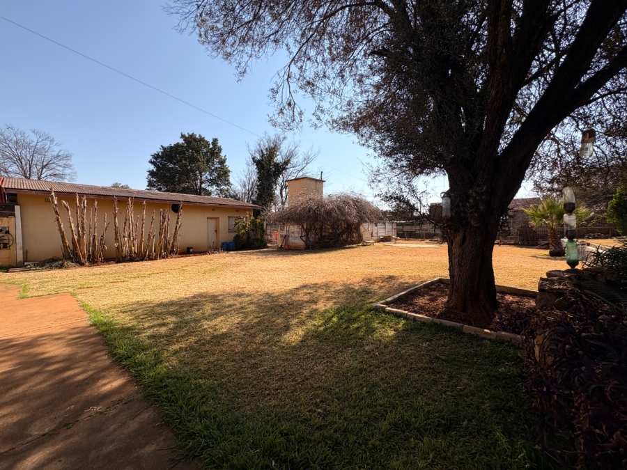 4 Bedroom Property for Sale in Lourenspark North West